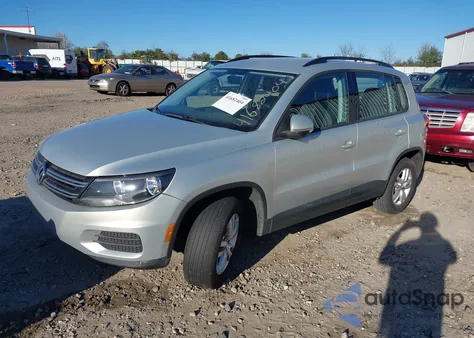 2015 Volkswagen Tiguan S из США, поврежденный, VIN WVGAV7AX6FW505987